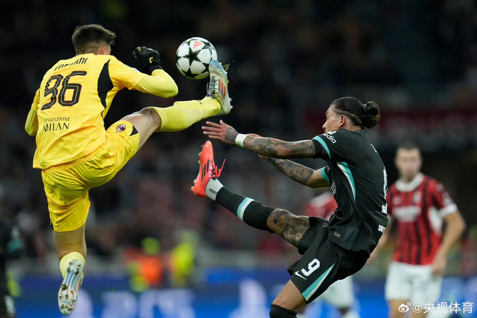 利物浦碾压AC米兰，马丁内利关键制胜的简单介绍