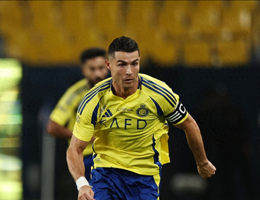 开云体育入口-多特蒙德绝杀曼联，C罗带队取胜