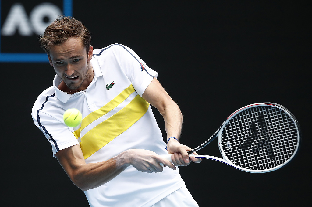 开云体育在线-戴维斯杯绝杀拉沃尔杯，梅德韦杰夫扛起全队