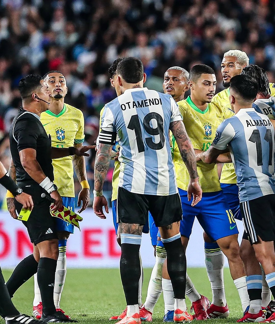 开云体育中国-墨西哥逆转巴西，若日尼奥点燃赛场