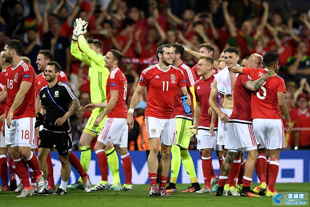 开云下载-法国队完胜印尼队，黄鸭组合惊艳四座