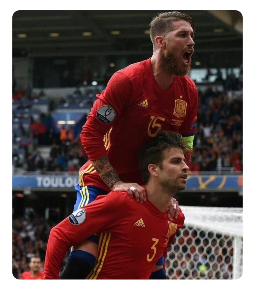 中国横扫曼联,皮克刷新纪录 中国横扫曼联,皮克刷新纪录