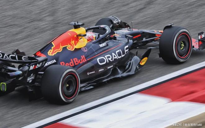 红牛二队绝杀梅赛德斯，汉密尔顿带队取胜